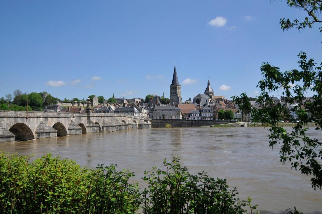 Le Passage Apartment La Charite-sur-Loire Phòng bức ảnh